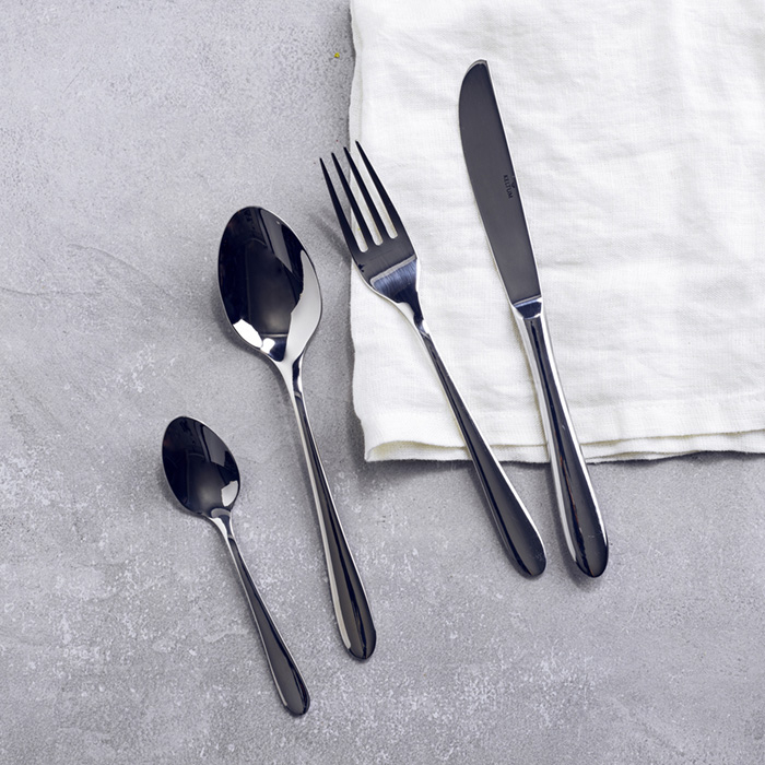 Dinner cutlery
